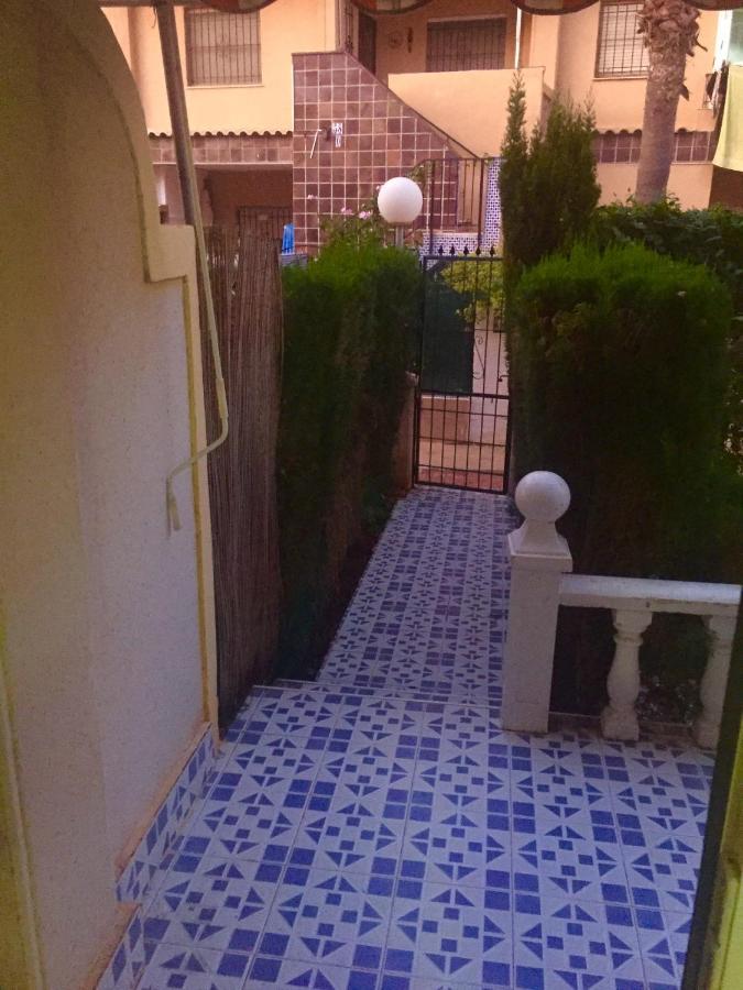 Punta Prima Bungalow Jardin Privado Torrevieja Exterior foto